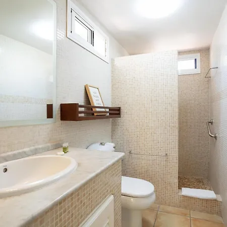 Semesterbostad Villa America - Piscina Privada, Barbacoa Y Cerca Playa de las Americas (Tenerife)